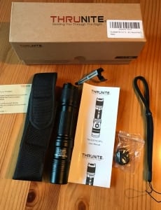Lieferumfang: ThruNite TN12-2016-XP-L-Max-1100-Lumen-2-600
